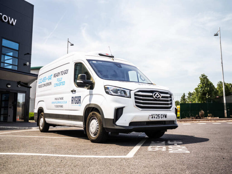 MAXUS Deliver 9 Freezer Van