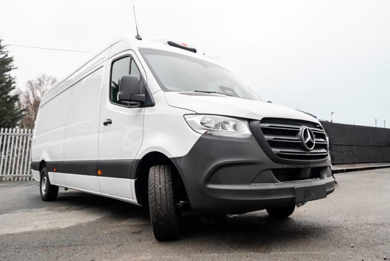 Mercedes-Benz Sprinter 315 van L3 H2 PRO N63 FF4 Arctic White